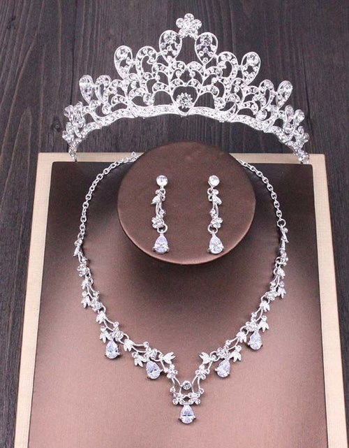 Load image into Gallery viewer, Bridal Rhinestone Crown Necklace Set Wedding Accessories
