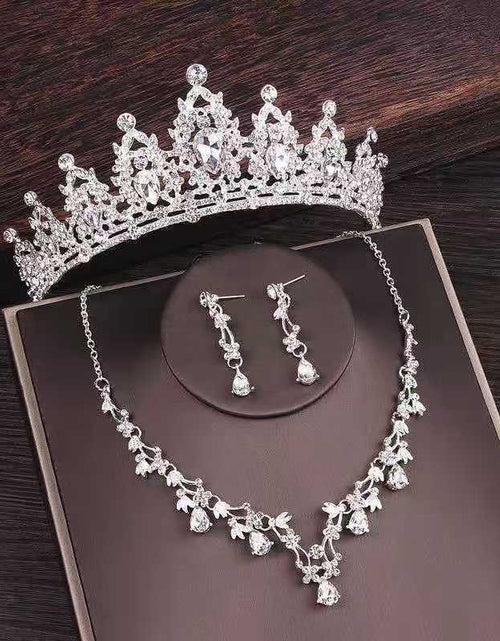 Load image into Gallery viewer, Bridal Rhinestone Crown Necklace Set Wedding Accessories
