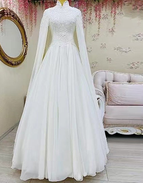 Load image into Gallery viewer, Lace Slim Long Sleeve Fishtail Wedding Dress
