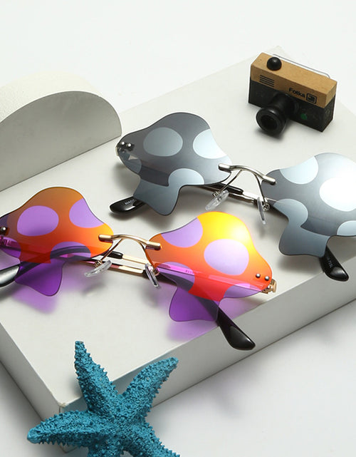 Load image into Gallery viewer, Mushroom Sunglasses Rimless Sunglasses Personality
