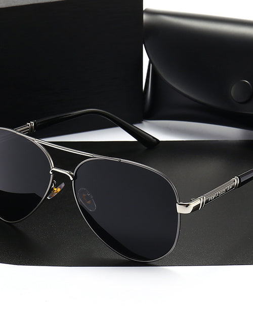 Load image into Gallery viewer, Polarized Sunglasses Men Color Changing Sunglasses
