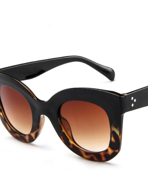 Load image into Gallery viewer, Sunglasses fashion cat eye sunglasses
