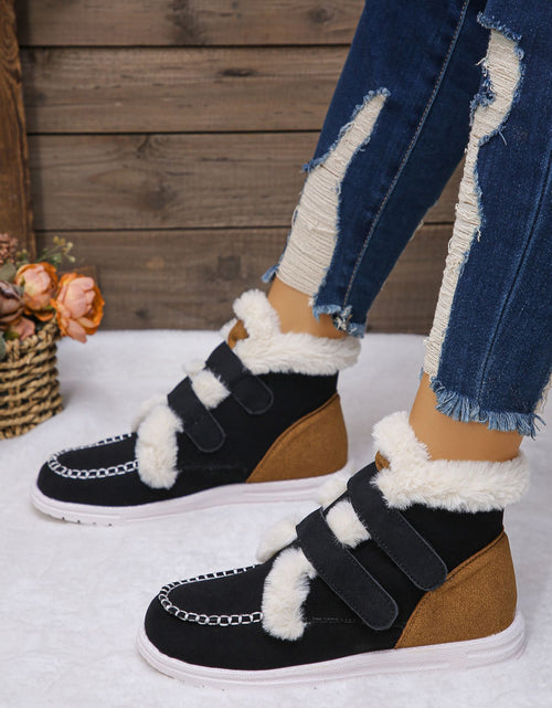 Load image into Gallery viewer, Faux Fur Round Toe Flat Boots
