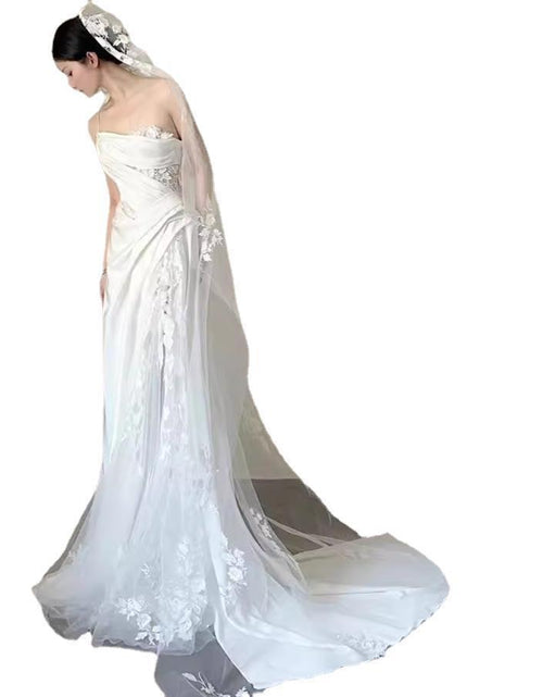 Load image into Gallery viewer, Satin Lace Wedding Veil Tube Top Fishtail Wedding Dress
