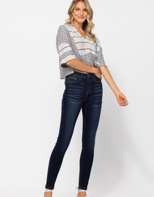 Load image into Gallery viewer, Judy Blue Full Size High Waist Handsand Skinny Jeans
