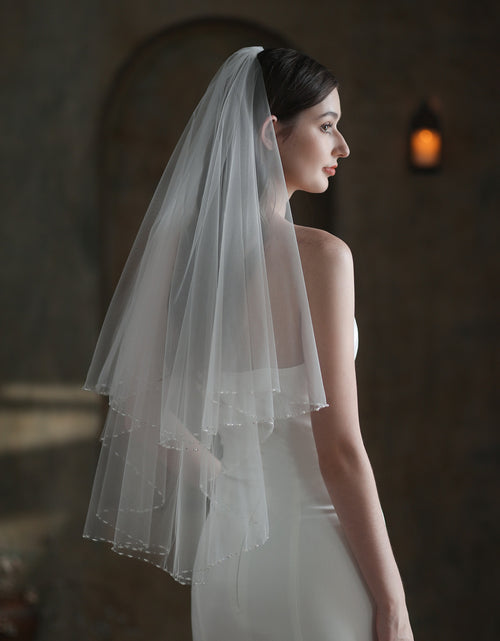 Load image into Gallery viewer, Exquisite Handmade Beaded Bridal Veil
