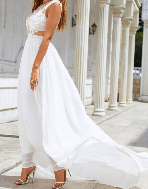 Load image into Gallery viewer, Chiffon Lace Trailing Wedding Large Swing Dress
