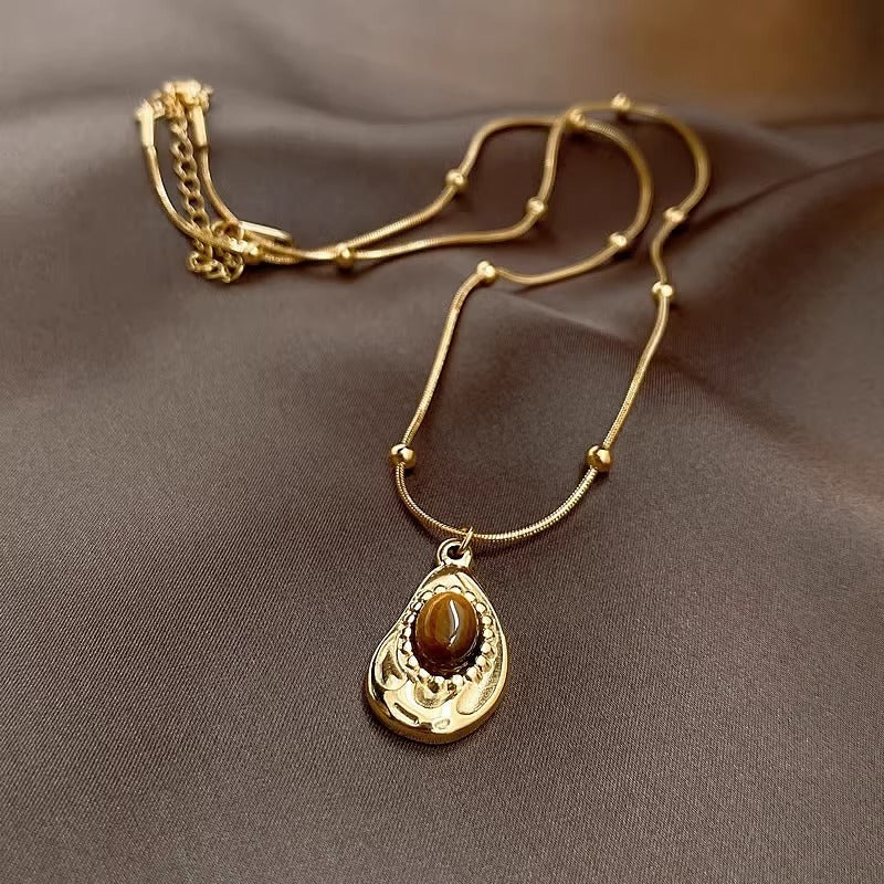 Amber Stone Necklace Retro Irregular Clavicle Chain Sweater Chain Women Fashion Jewelry 2668south