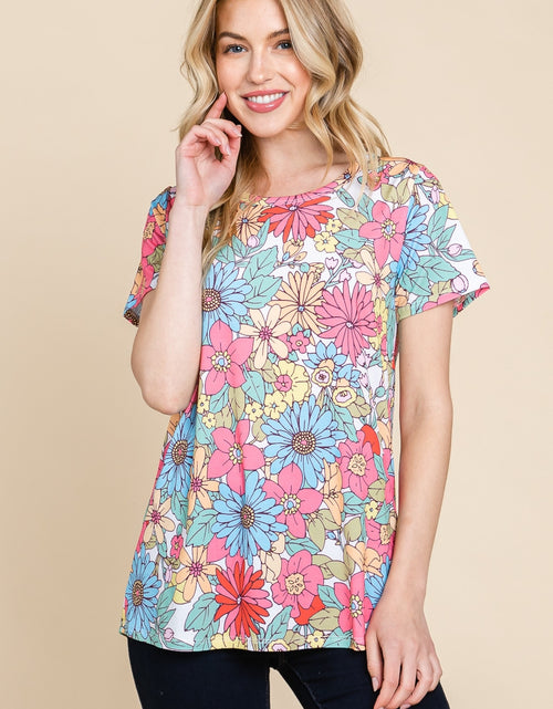 Load image into Gallery viewer, BOMBOM Floral Short Sleeve T-Shirt 2668south
