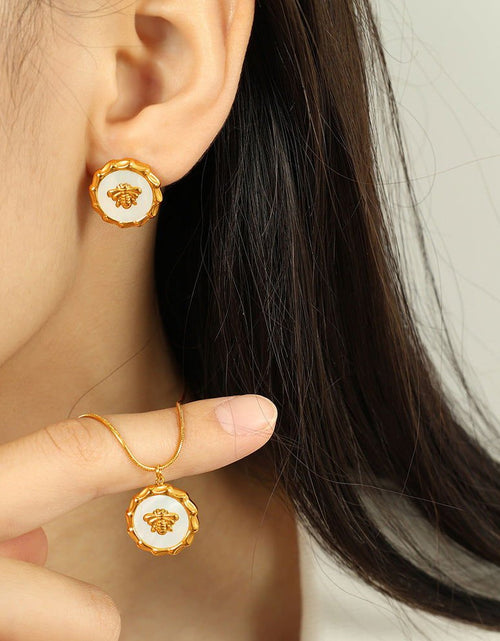 Load image into Gallery viewer, Bee Shell Minimalist Style Necklace Ear Stud Female 2668south
