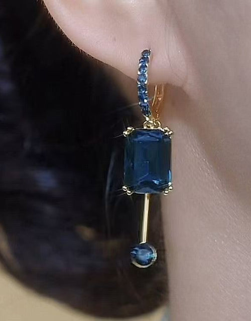 Load image into Gallery viewer, Blue Square Crystal Earrings Special-interest Design 2668south
