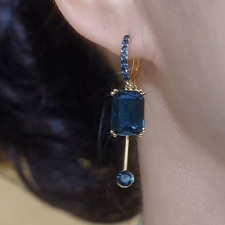 Blue Square Crystal Earrings Special-interest Design 2668south