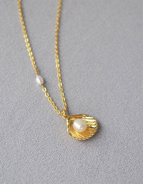 Load image into Gallery viewer, Brass Gold-plated Minimalist Gold Shell Freshwater Pearl Necklace 2668south
