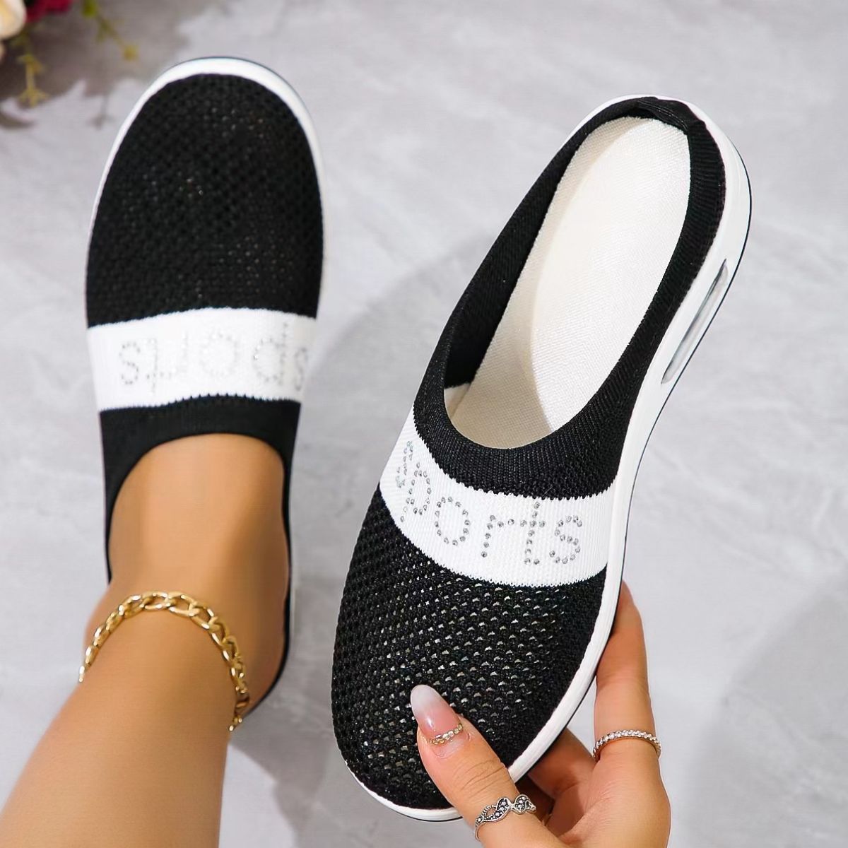 Breathable Mesh Round Toe Sandals 2668south