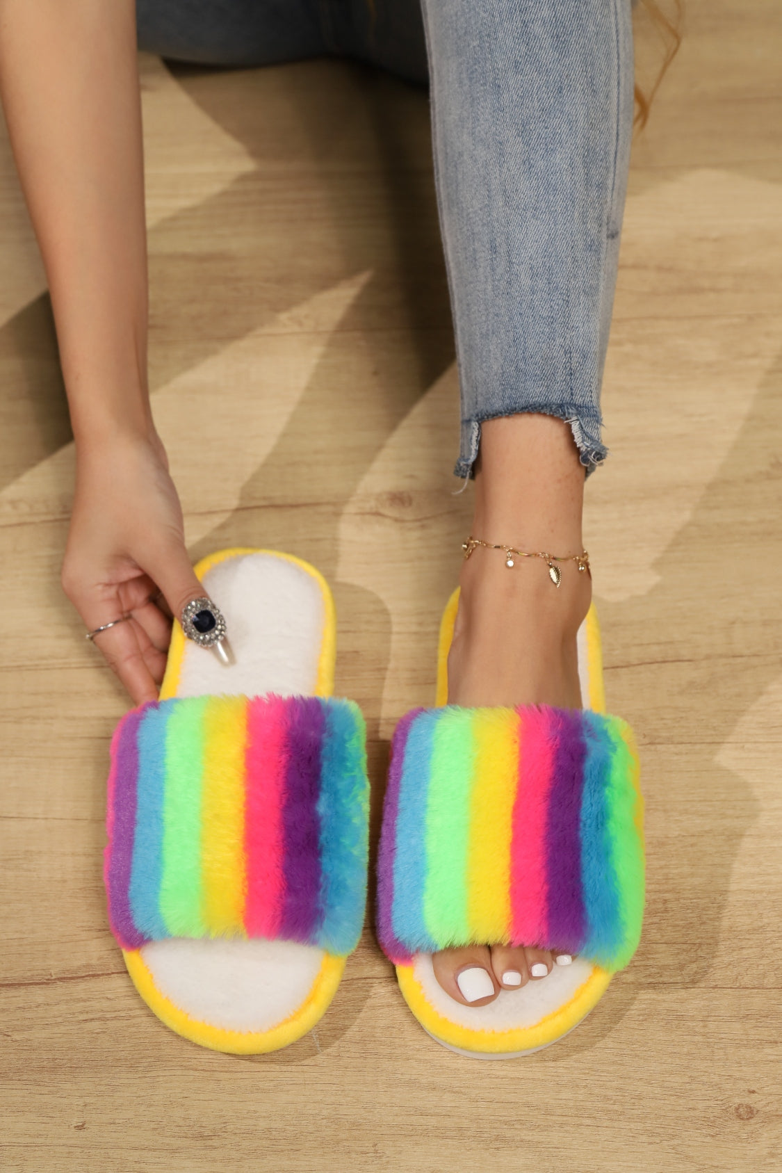 Color Block Open Toe Faux Fur PVC Slippers 2668south