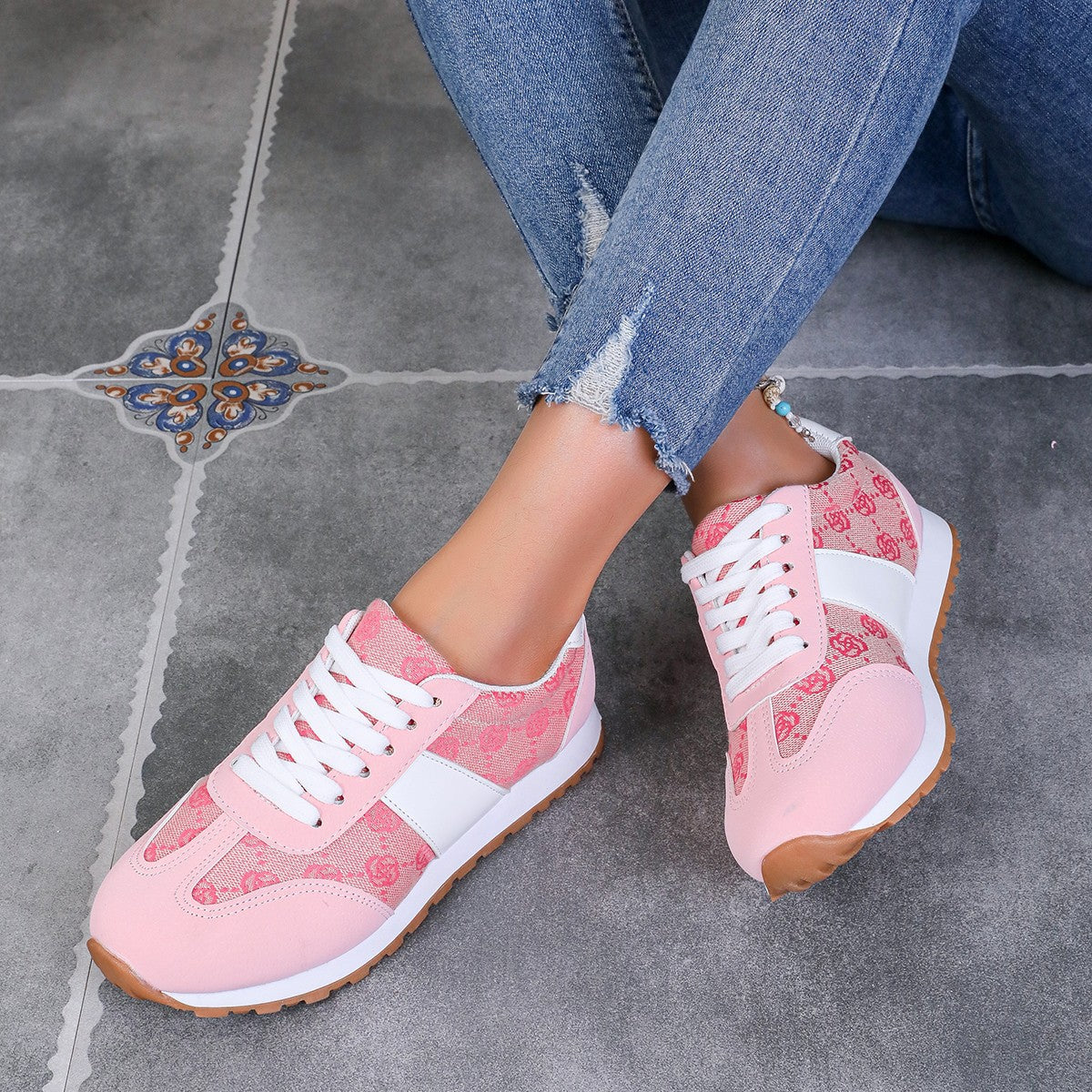 Contrast Round Toe Flat Sneakers 2668south