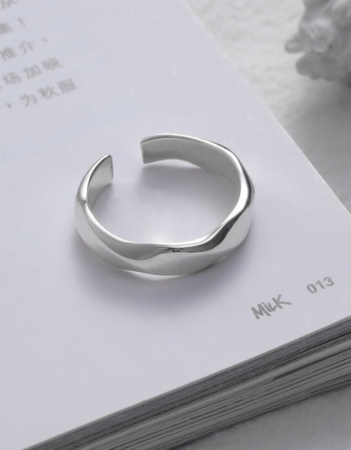 Load image into Gallery viewer, Cool Style Personalized Simple Mobius Strip Ring For Men 2668south
