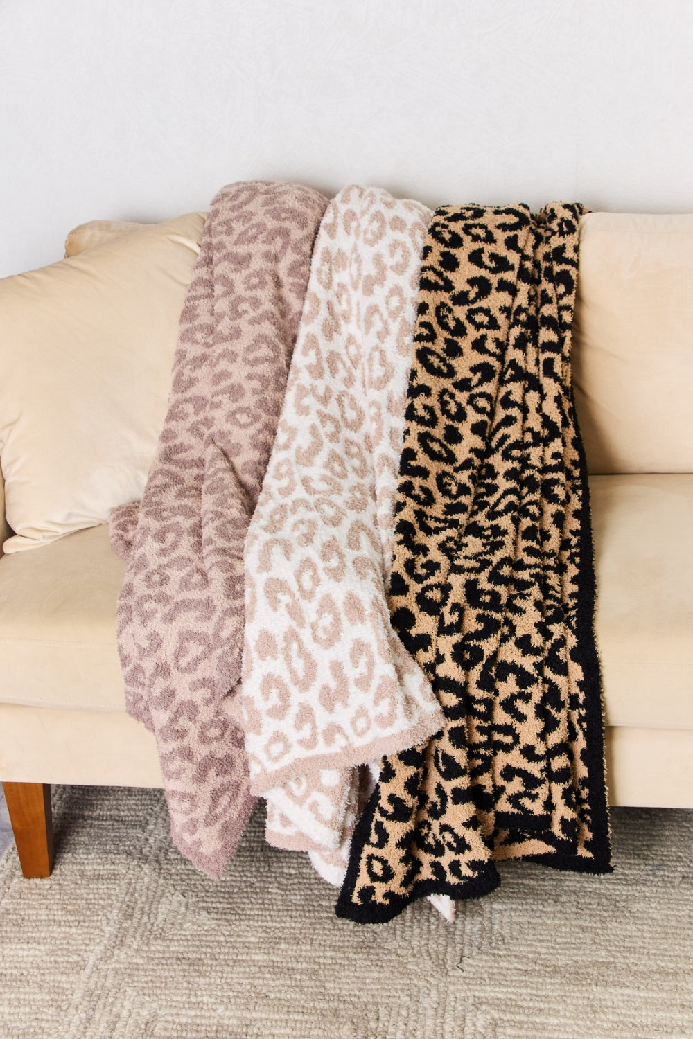 Cuddley Leopard Decorative Throw Blanket 2668south