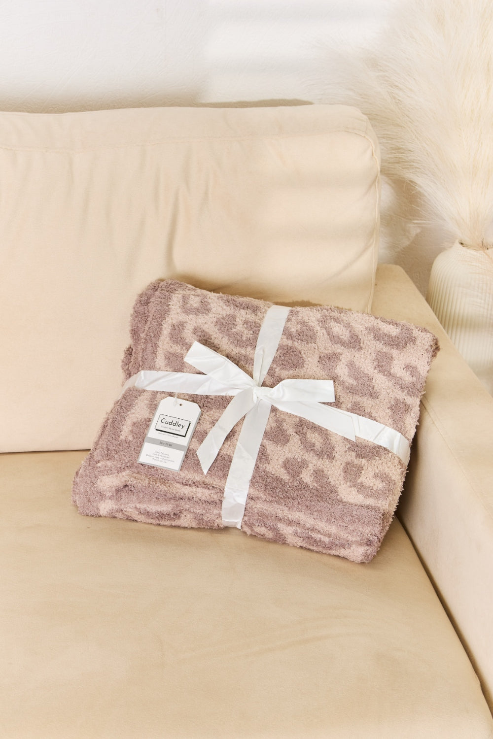 Cuddley Leopard Decorative Throw Blanket 2668south