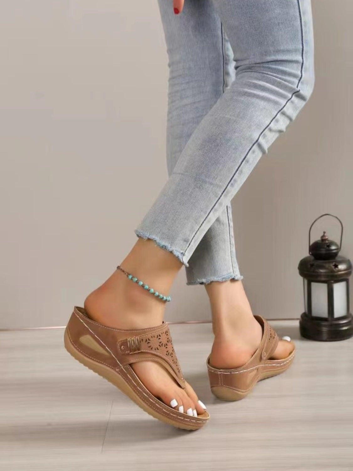 Cutout Toe Post PVC Sandals 2668south