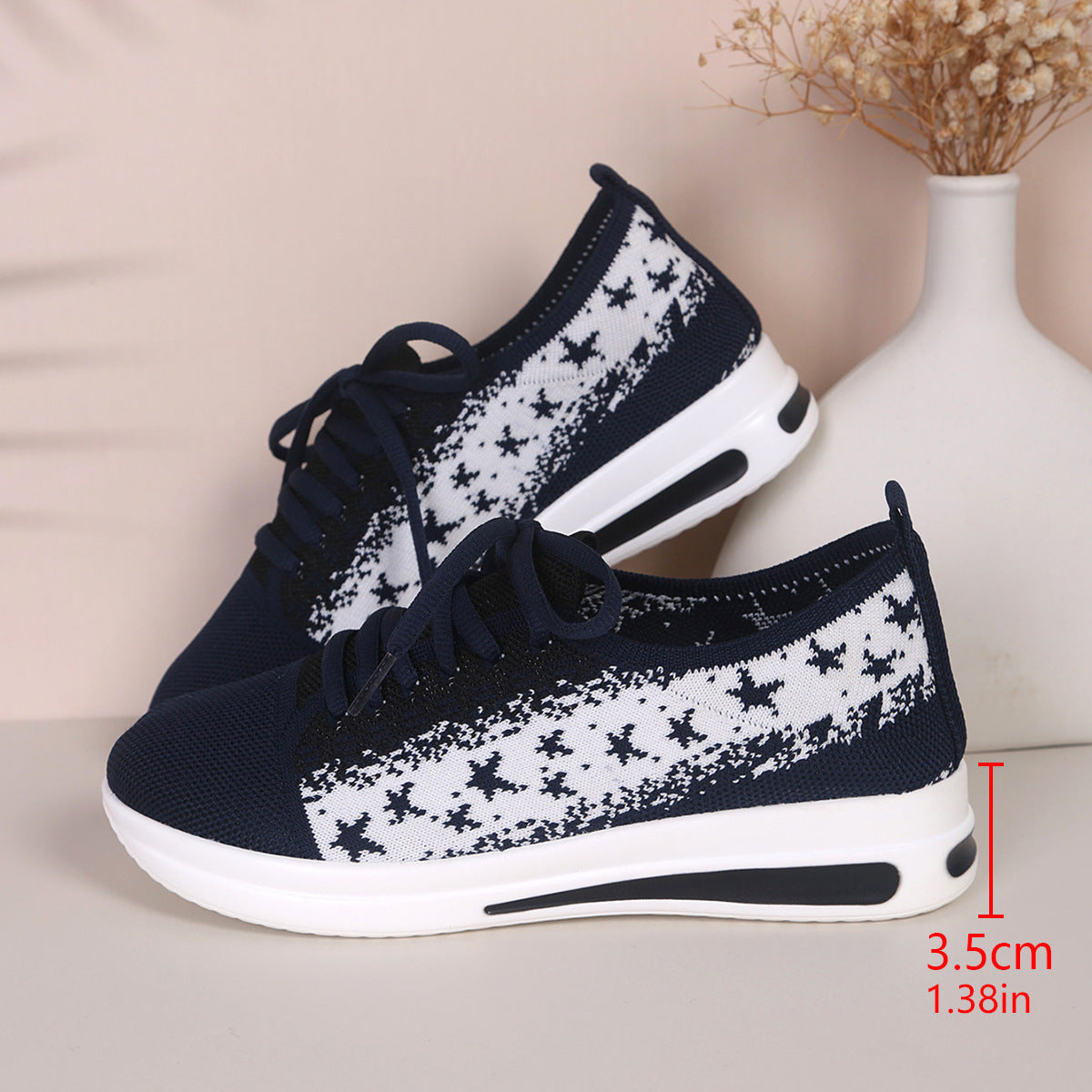 Fashion Lace-up Mesh Sneakers With Stars-printed Design Casual Thick Bottom Round Toe Flat Shoes For Women Non-slip Running Walking Sports Shoes 2668south