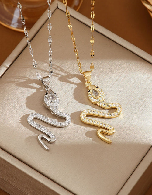 Load image into Gallery viewer, Fashion Personality Snake Necklace With Rhinestone Design Creative Sweater Chain Fall Winter Women&#39;s Clavicle Chain Jewelry 2668south
