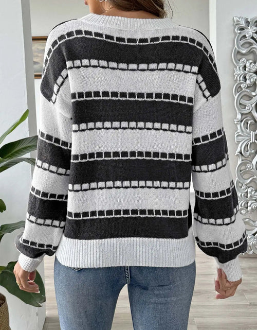 Load image into Gallery viewer, Heart Round Neck Long Sleeve Sweater 2668south
