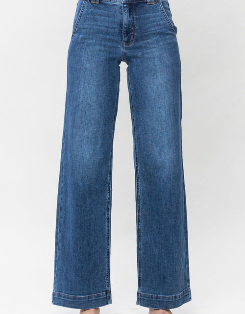 Load image into Gallery viewer, Judy Blue Full Size Double Button Wide Leg Jeans 2668south
