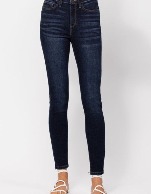 Load image into Gallery viewer, Judy Blue Full Size High Waist Handsand Skinny Jeans 2668south
