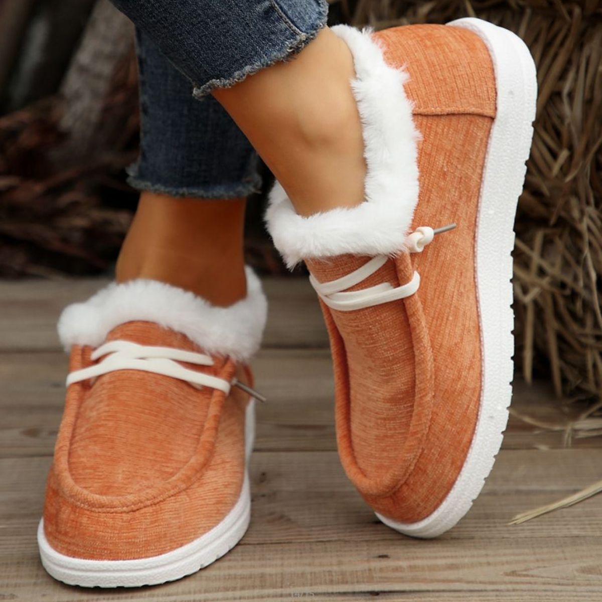 Lace Up Round Toe Furry Sneakers 2668south