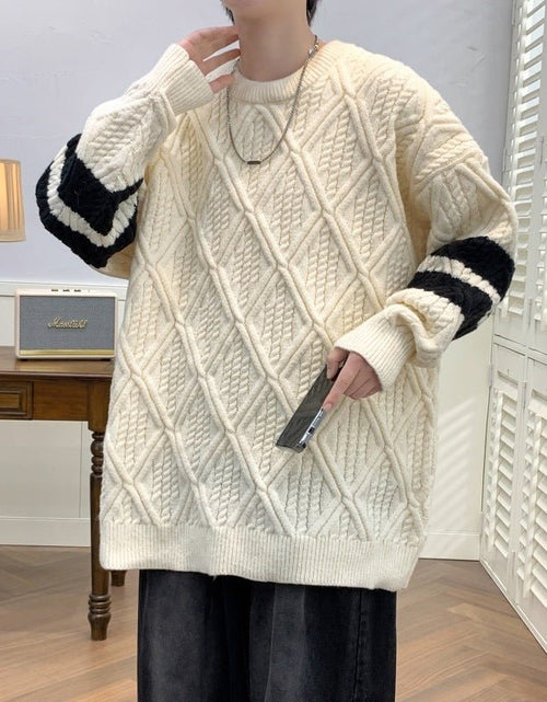 Load image into Gallery viewer, Men&#39;s Round Neck Brocade Sweater Autumn And Winter 2668south
