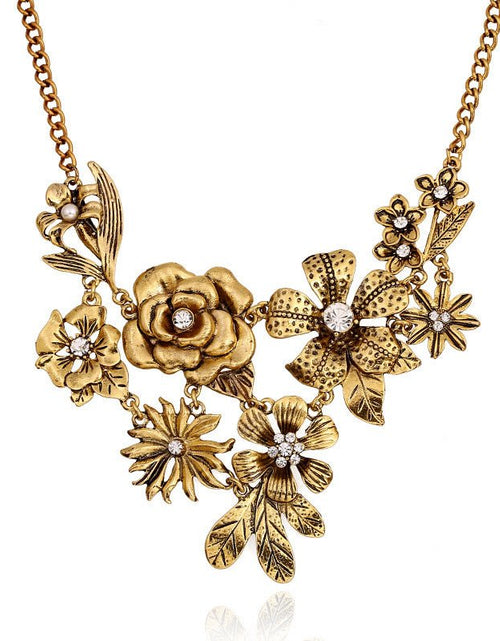 Load image into Gallery viewer, New Retro Diamonds Floral Necklace Fashion All-match 2668south
