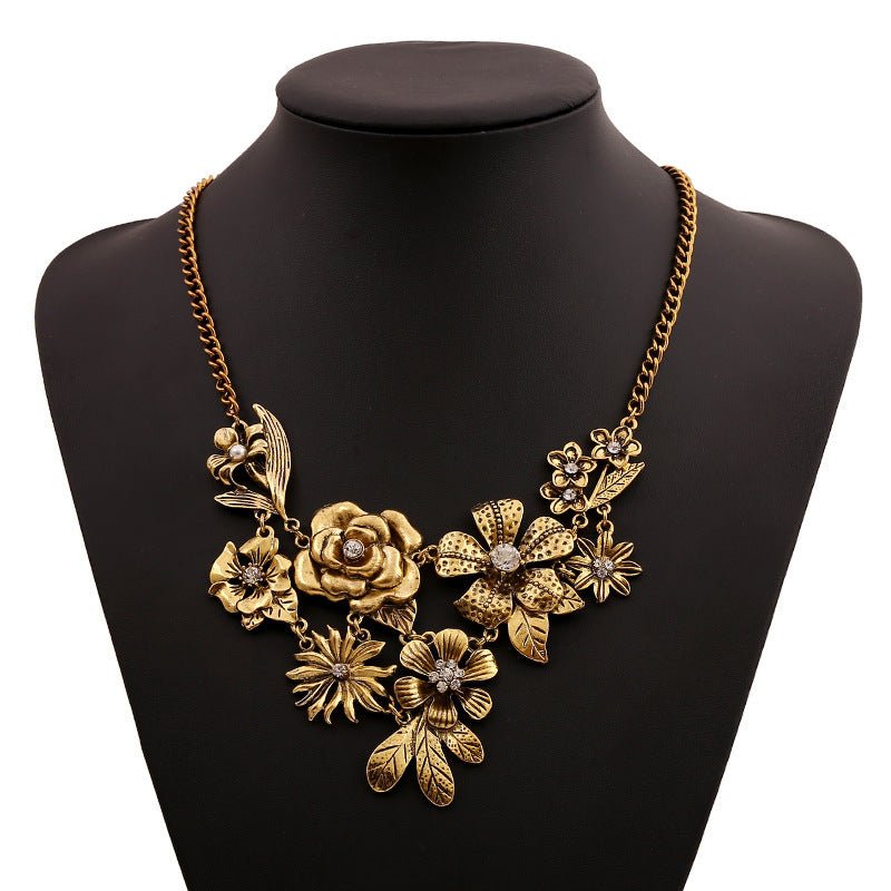 New Retro Diamonds Floral Necklace Fashion All-match 2668south