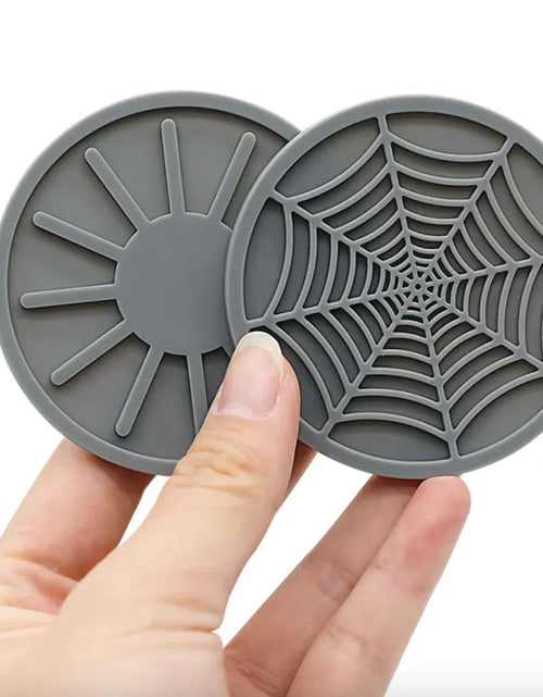 Load image into Gallery viewer, Round Silicone Non-Slip Car Coaster 2668south
