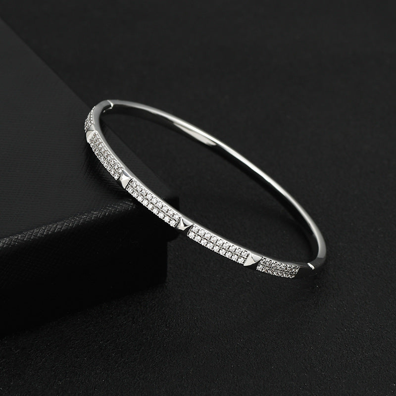 Simple Design Micro-inlaid Diamond Bracelet For Women 2668south