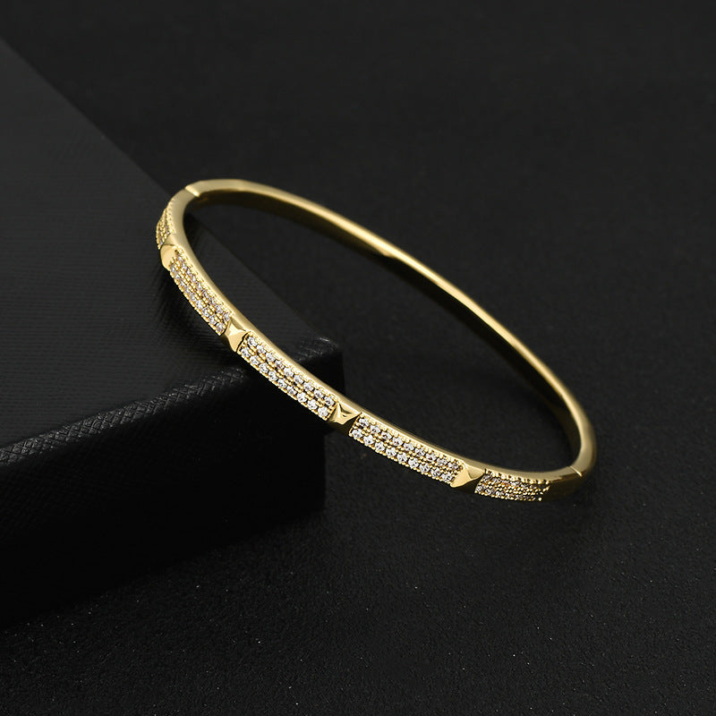 Simple Design Micro-inlaid Diamond Bracelet For Women 2668south