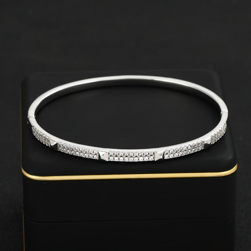 Simple Design Micro-inlaid Diamond Bracelet For Women 2668south