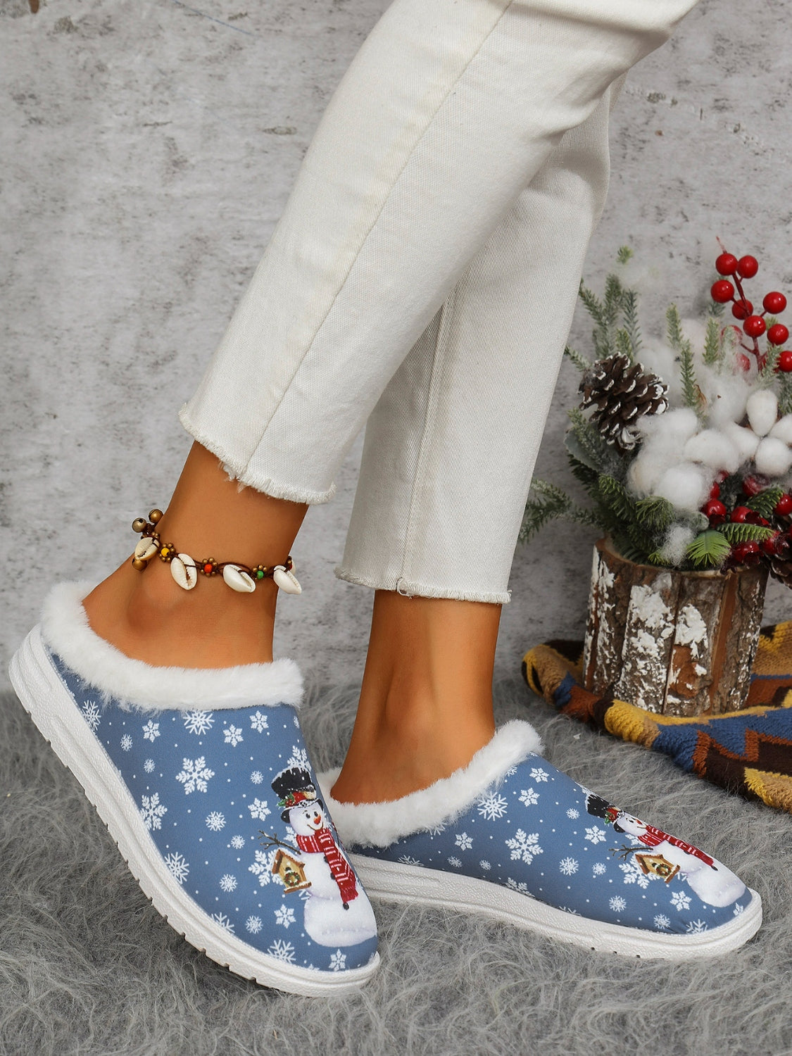 Snowman Print Flat Slippers with Faux Fur 2668south