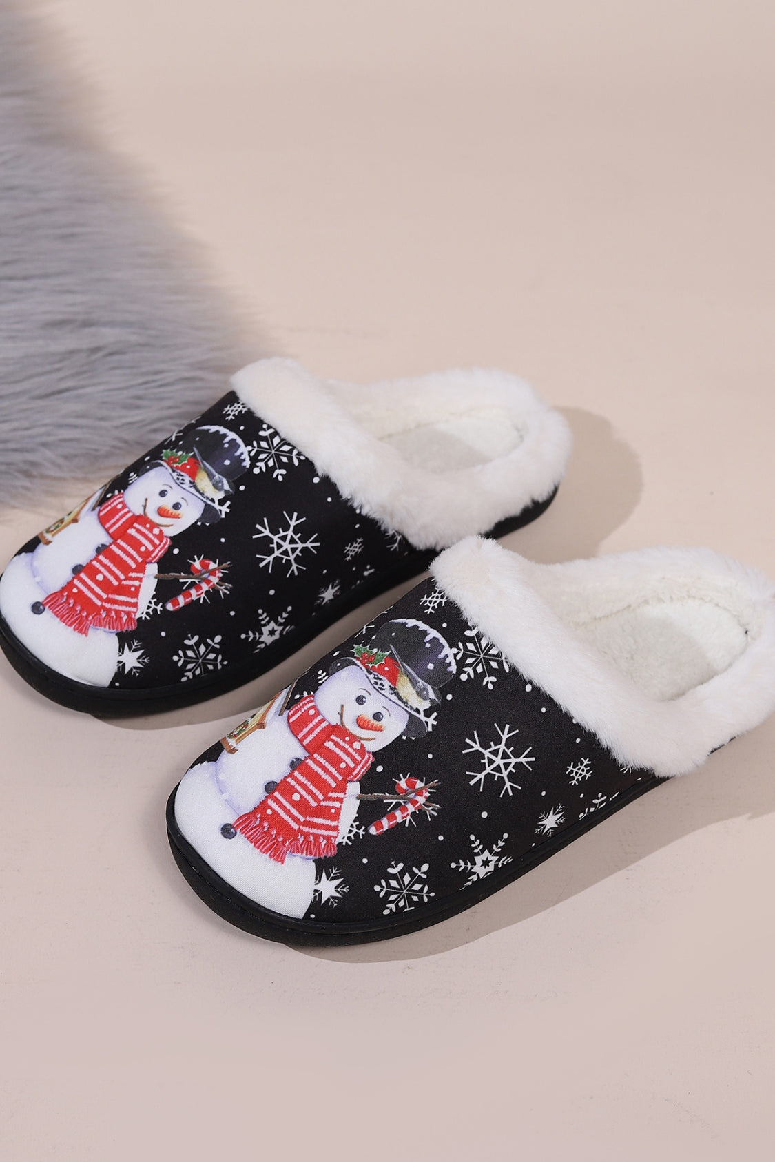 Snowman Round Toe Faux Fur Slippers 2668south