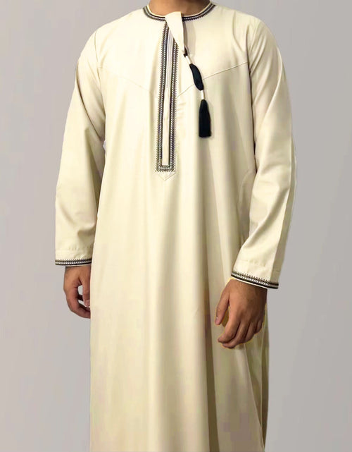 Load image into Gallery viewer, Solid Color Round Neck Embroidered Thick Tassel Men&#39;s Long Sleeve Robe 2668south
