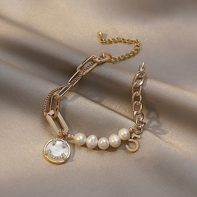 Women's Minimalist High-end Freshwater Pearl Bracelet 2668south