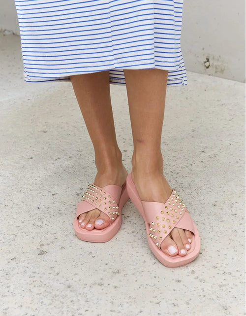 Load image into Gallery viewer, blush sandals Forever Link Studded Cross Strap Sandals in Blush 2668south
