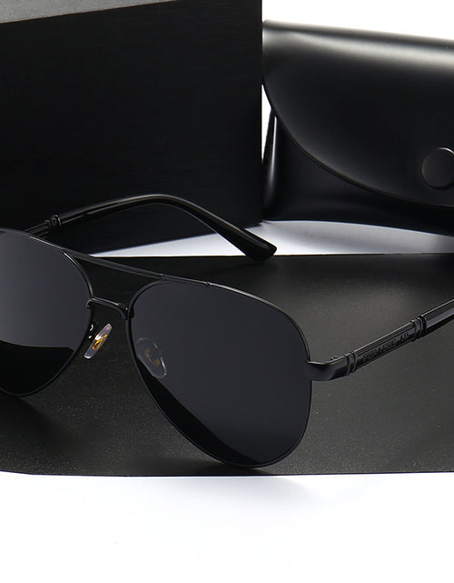 Load image into Gallery viewer, Polarized Sunglasses Men Color Changing Sunglasses
